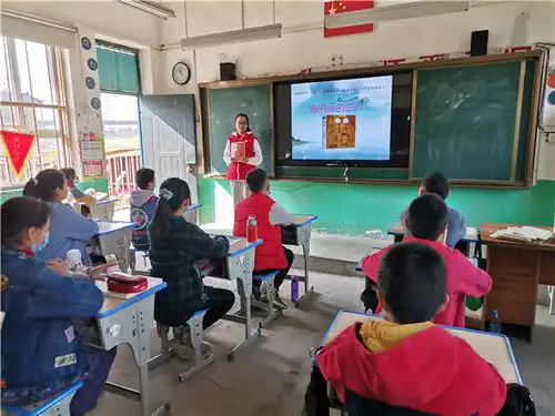 申庄小学孩子爱读书知识浸润学生心灵