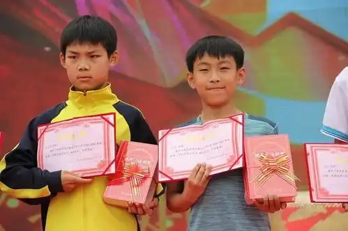 青岛辛安小学教育集团辛安小学校区开展艺术节暨庆祝六一典礼