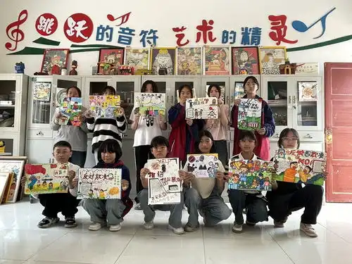 谯城区城父镇乡村学校少年宫开展预防校园欺凌手抄报绘制活动