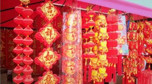 年味十足张灯结彩迎新年
