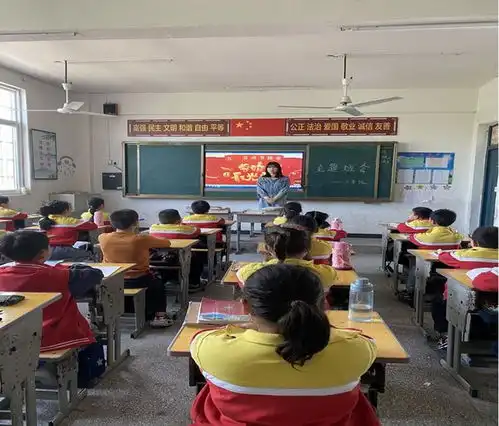 潢川县老城奶庙小学举行我劳动我快乐主题系列活动