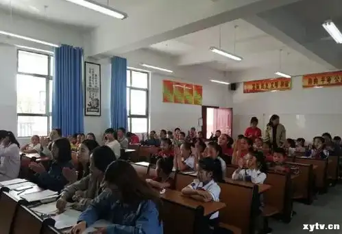 诵读经典爱我中华息县第十小学迎国庆古诗词朗诵比赛