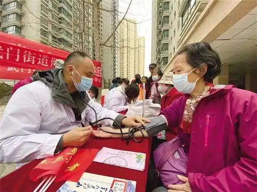 兰州弘扬雷锋精神参与志愿活动
