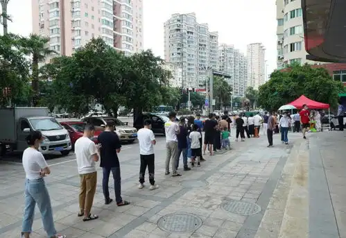 龙港市开展重点社区全员第二轮核酸检测