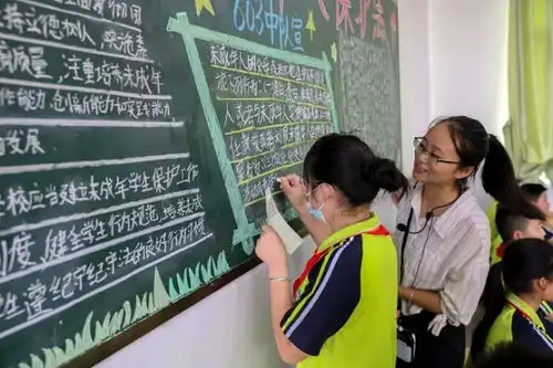 湖北咸宁咸安区中小学开学第一课用法治保护少年的你