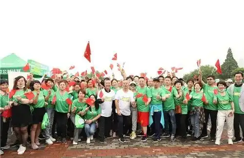 绿之韵集团健康中国绿跑大型公益计划橘子洲站成功举行