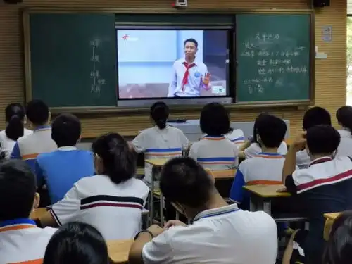 新学期新计划绘蓝图谱新篇象贤中学思政第一课开学典礼
