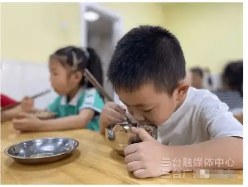 学校食品安全,他们这样做