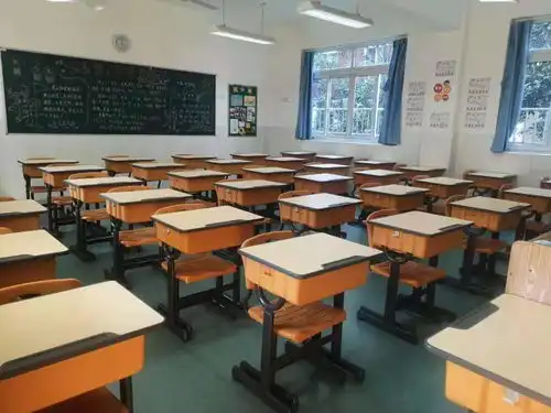 六灵童们,学校等你来上课