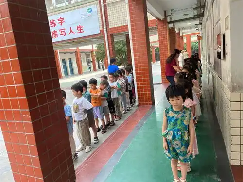 精心筹备迎新生入学教育启新程合肥市七里塘小学迎一年级新生报到