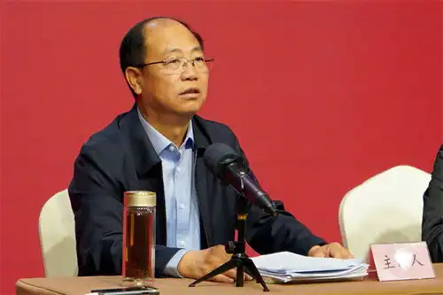 甘肃省政府文史研究馆召开学习贯彻党的十九届五中全会精神暨新聘馆员研究员培训会