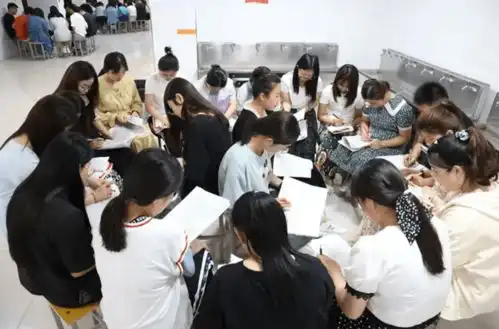衡水滨湖志臻中学激情教研精准发力,日日精进护航中考